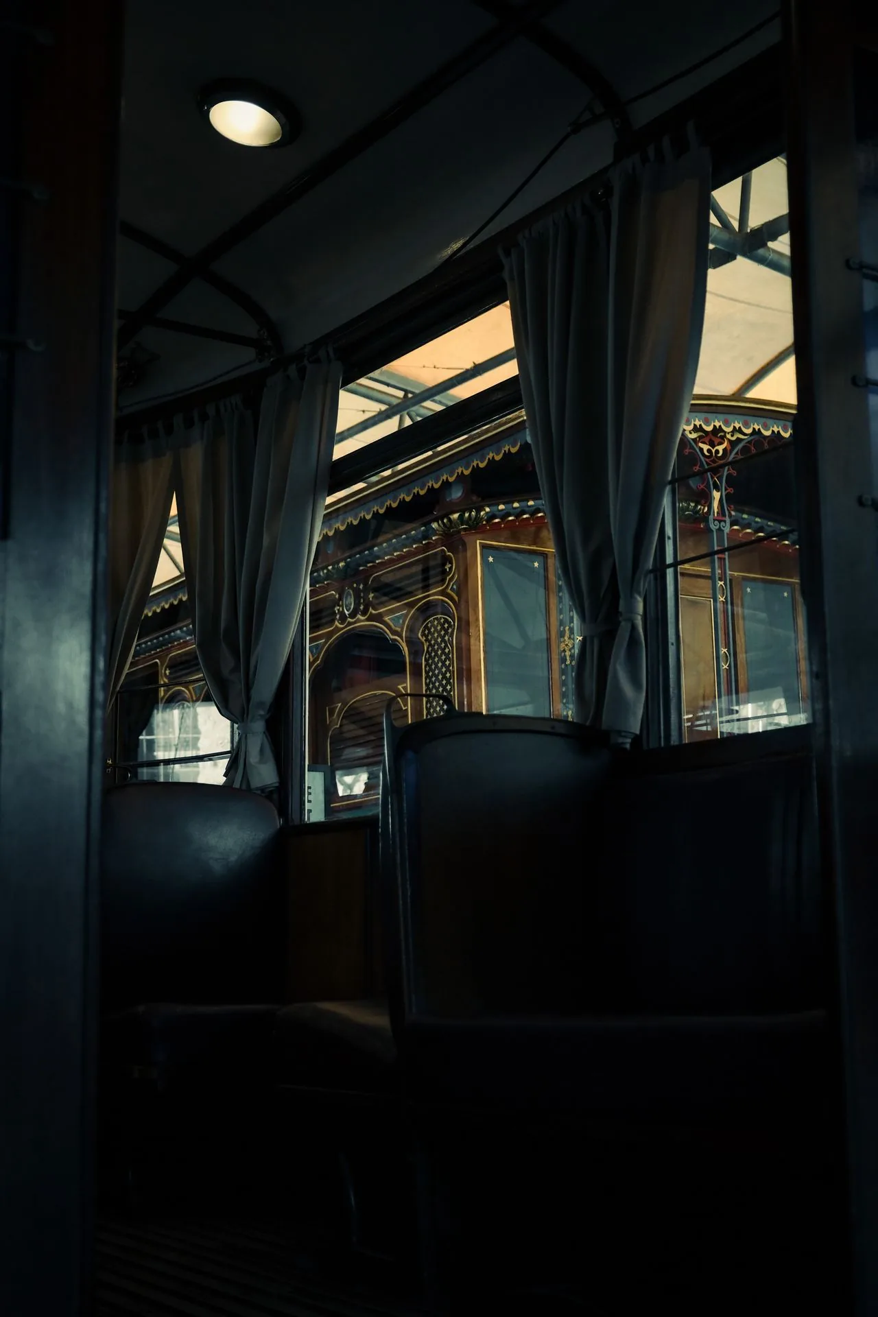 Kuratierte Bahn-, Schiff- und Kulturreisen